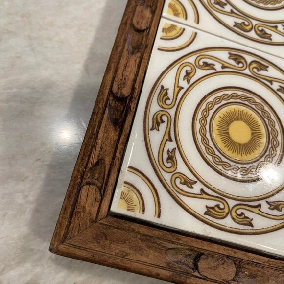 Vintage mexican tile trivets with wood frame - Picture 4 of 8